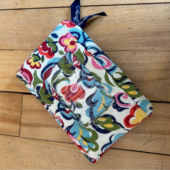 VERA BRADLEY Pink & Blue Floral Magnetic Front Close Pocket Wallet - Picture 2 of 4